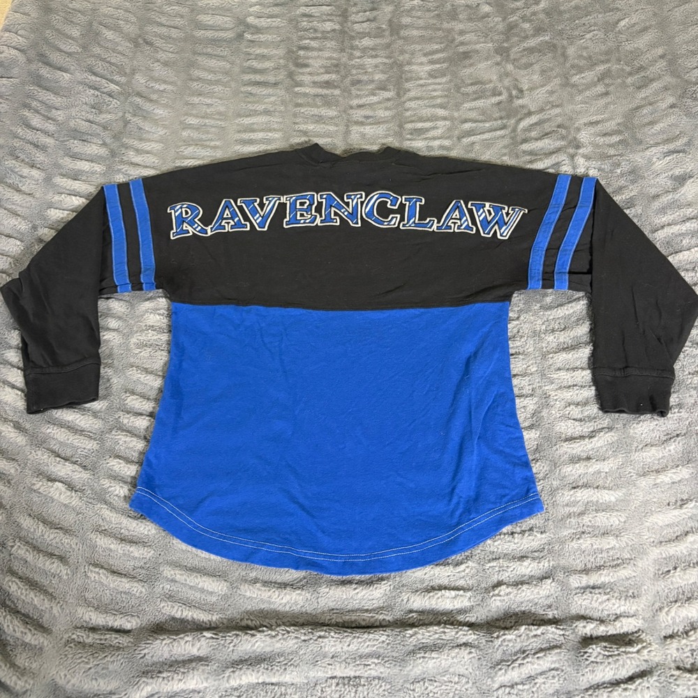 Universal Studios Harry Potter Ravenclaw Spirit Jersey Black Blue Small AT013 - Picture 2 of 6